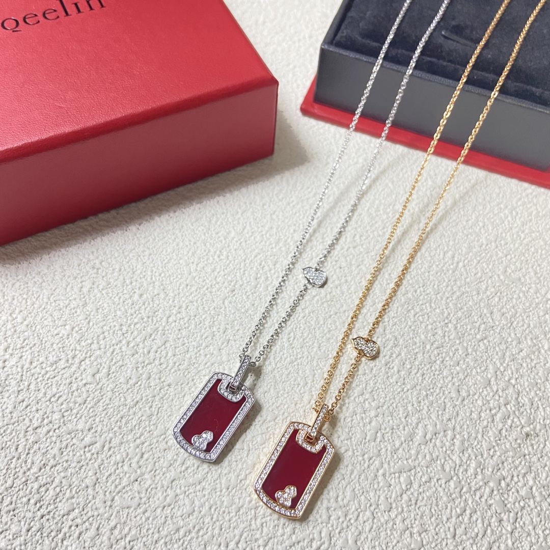 Wulu small tag pendant with diamonds