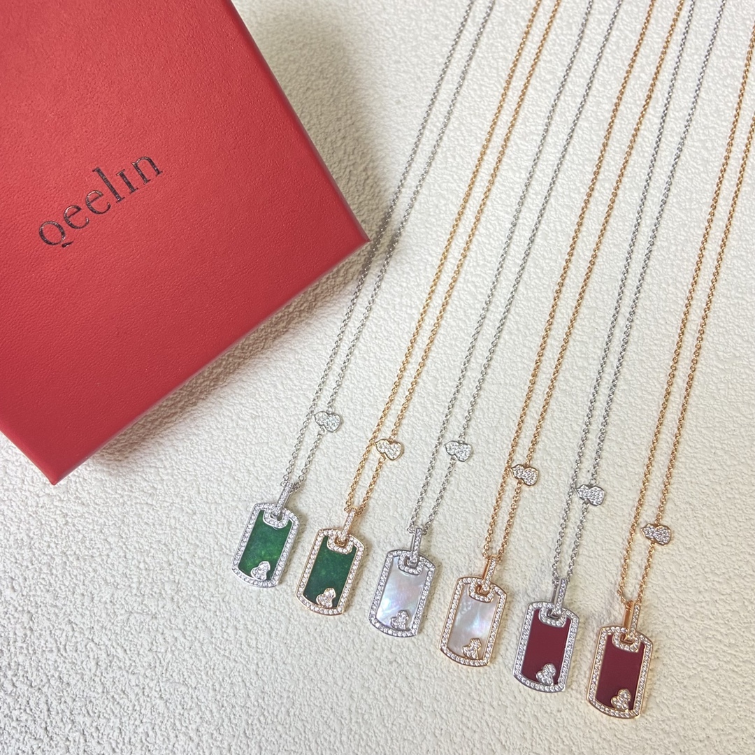 Wulu small tag pendant with diamonds