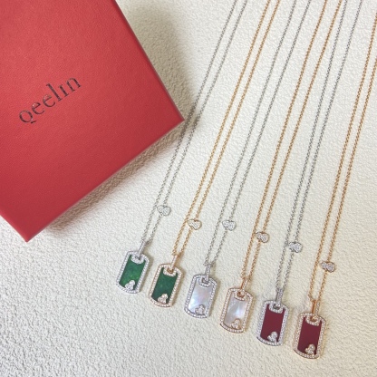 Wulu small tag pendant with diamonds