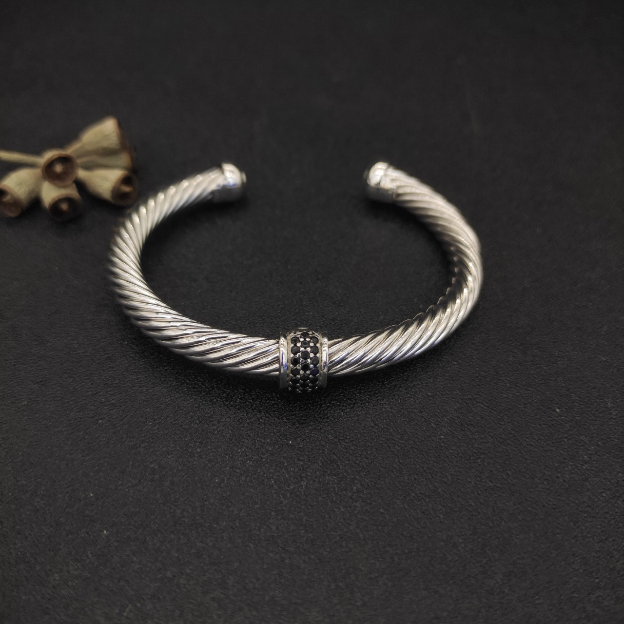 Classic Cable Station Bracelet Sterling Silver with Pave Diamonds, 7mm