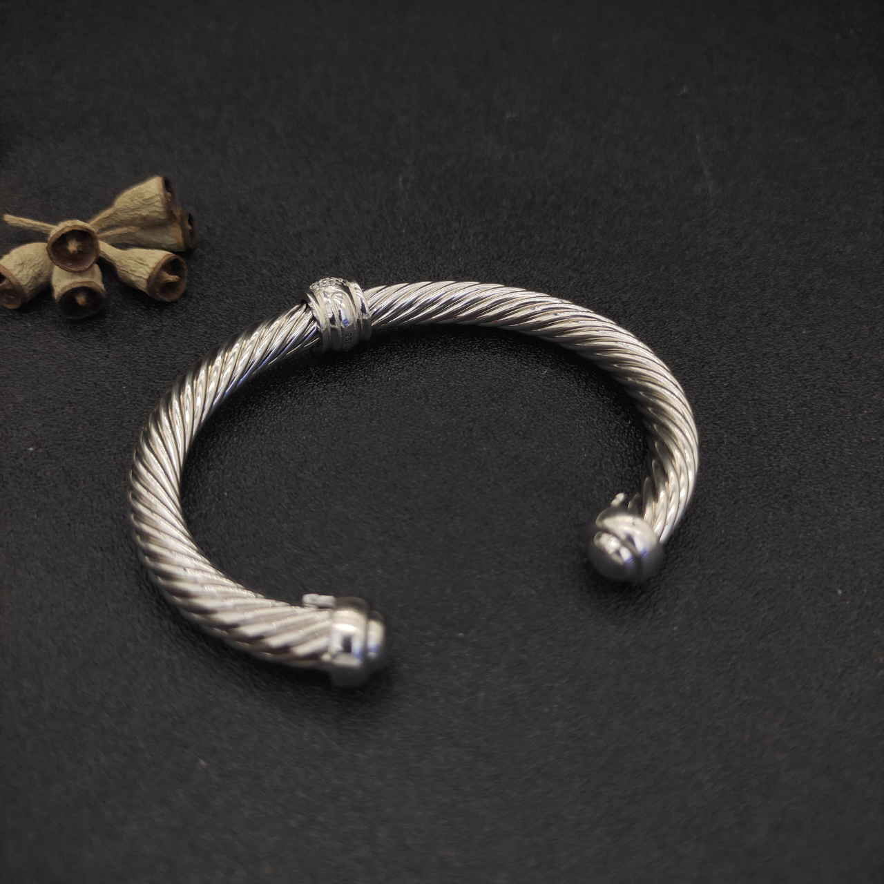 Classic Cable Station Bracelet Sterling Silver with Pave Diamonds, 7mm