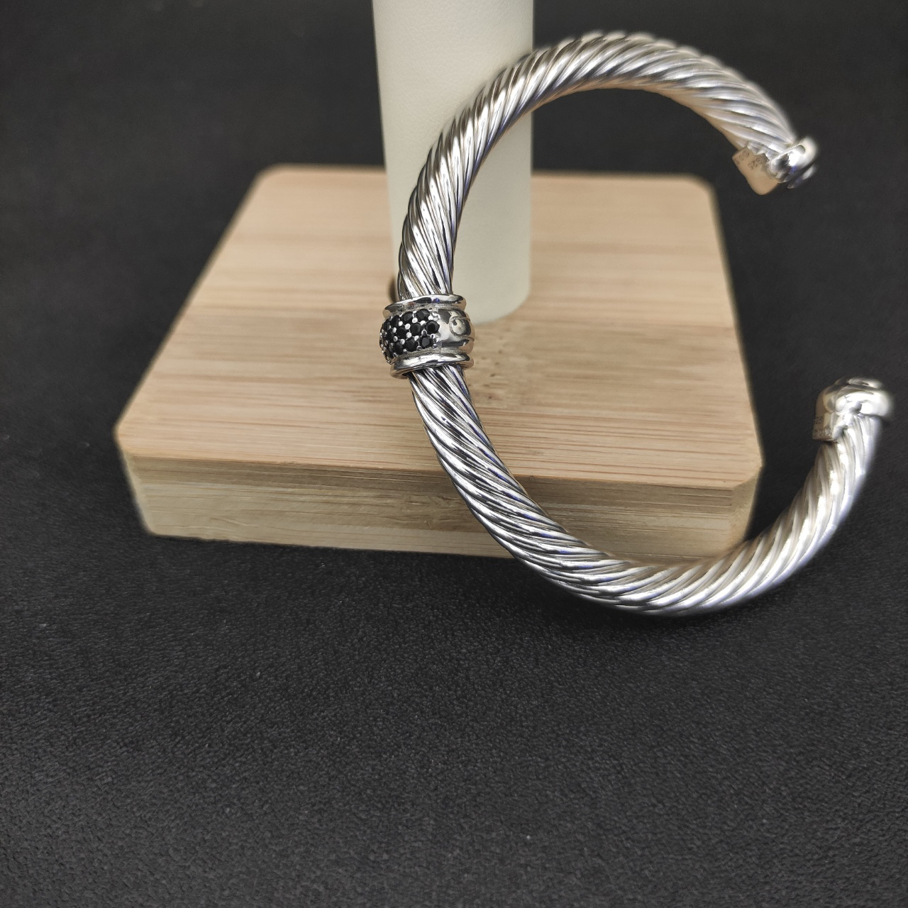 Classic Cable Station Bracelet Sterling Silver with Pave Diamonds, 7mm