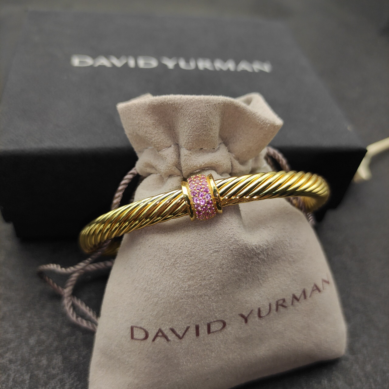 Classic Cable Station Bracelet 18K Yellow Gold and Pave Diamonds, 7mm