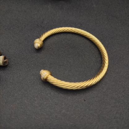 Classic Cable Bracelet Yellow Gold and  Half Diamonds 5 MM