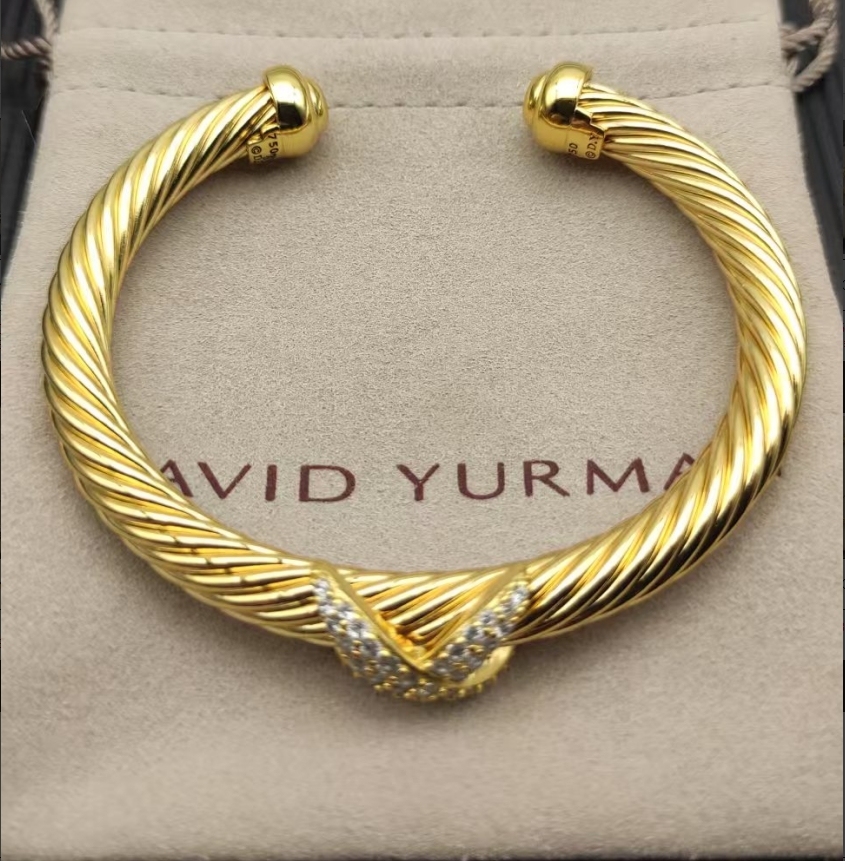 X Classic Cable Station Bracelet in Sterling gold with Diamonds，7mm