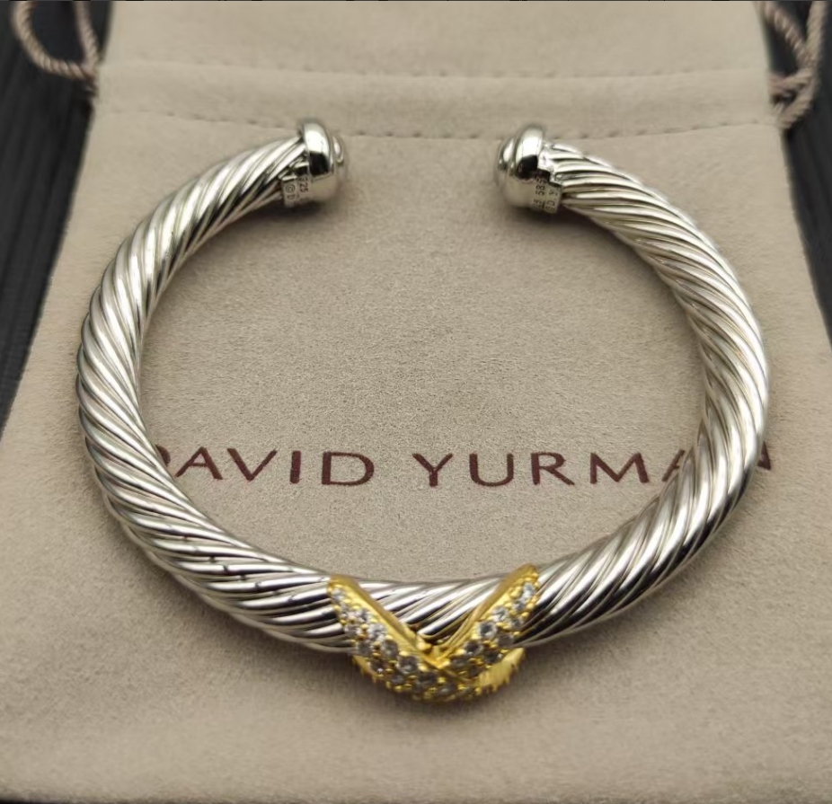 Cable Classic Bracelet with Pavé Diamond X in Two-Tone – Where Classic Meets Radiance,7mm