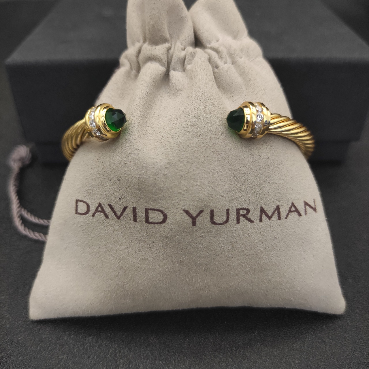 Classic Cablespira® Bracelet 18K Yellow Gold with Dark green crystal and Diamonds, 5mm