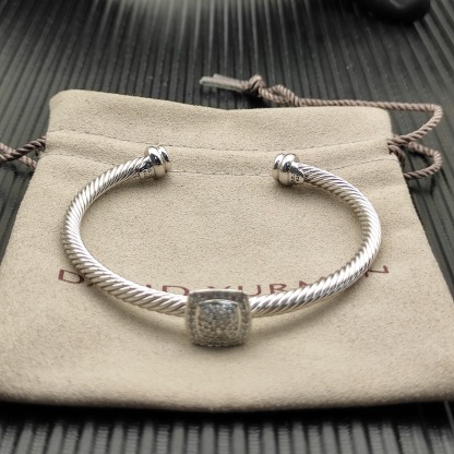 Dathtvid Yurthtman  Sterling Silver Diamond 4mm Noblesse Cable Bracelet