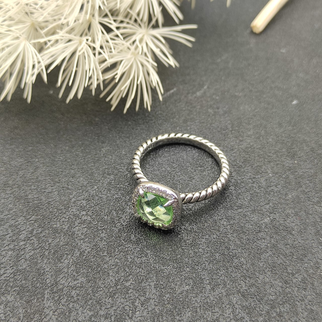 Petite Chatelaine® Pavé Bezel Ring Sterling Silver with Peridot and Diamonds, 7mm
