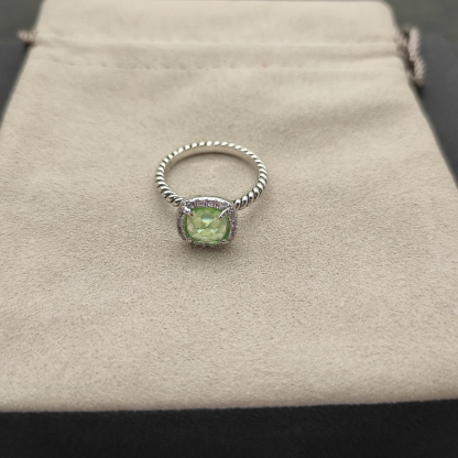 Petite Chatelaine® Pavé Bezel Ring Sterling Silver with Peridot and Diamonds, 7mm