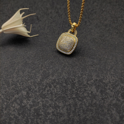 Albion® Pendant in 18K Yellow Gold with Pave Diamonds,18mm