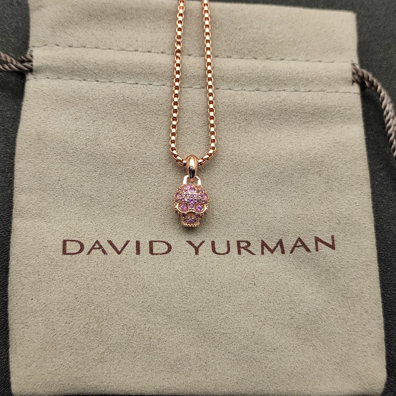 Skull Amulet Full Pavé Purple Sapphires and 18K Rose Gold, 14mm