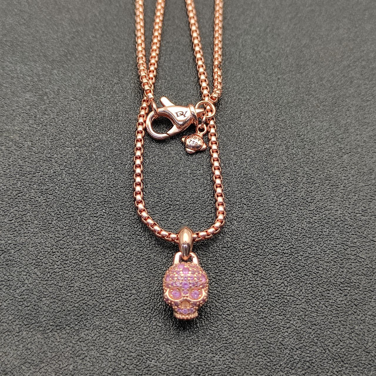 Skull Amulet Full Pavé Purple Sapphires and 18K Rose Gold, 14mm