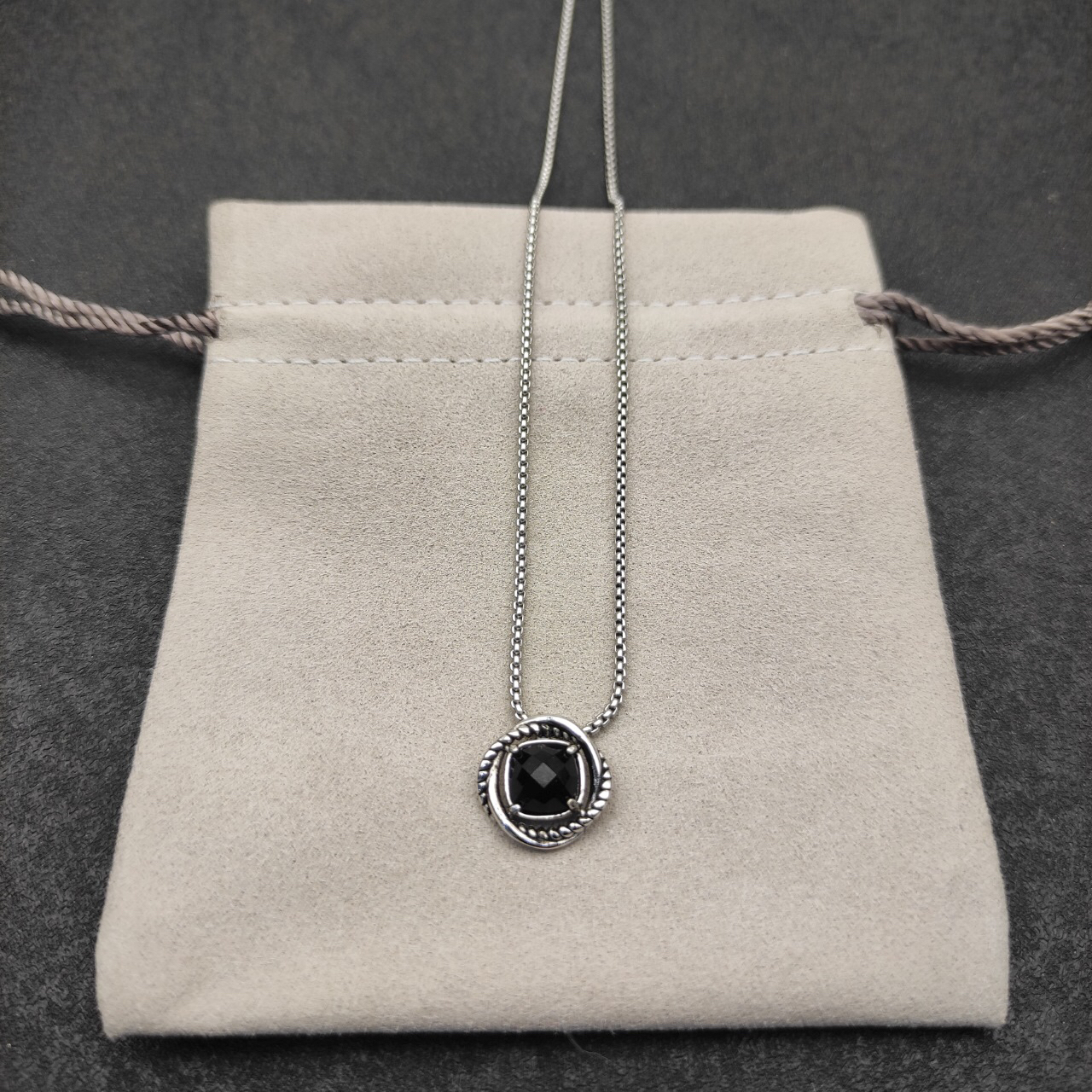 Petite Chatelaine® Necklace Sterling Silver with Black Onyx, 10mm