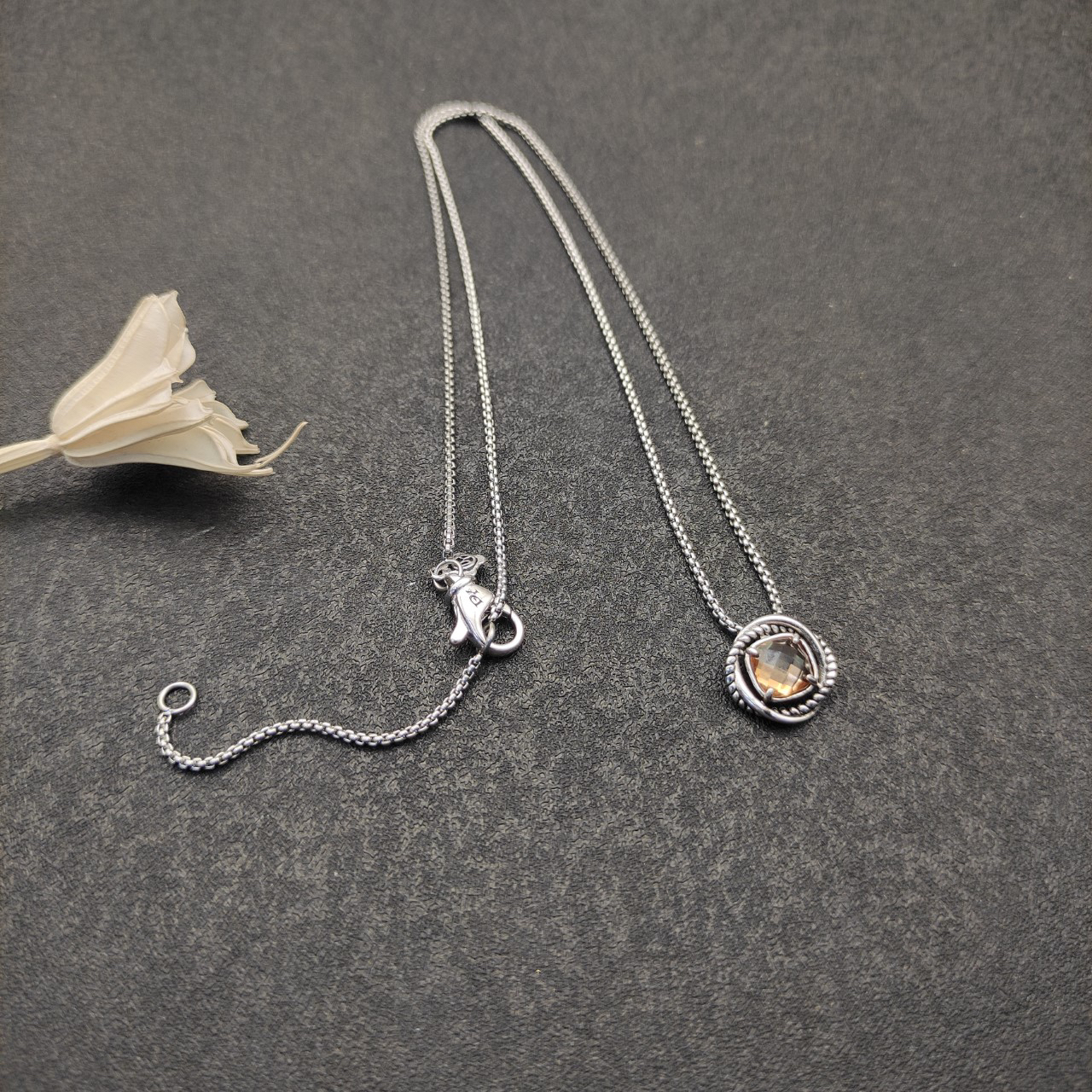 Petite Chatelaine® Necklace Sterling Silver with Champagne, 10mm