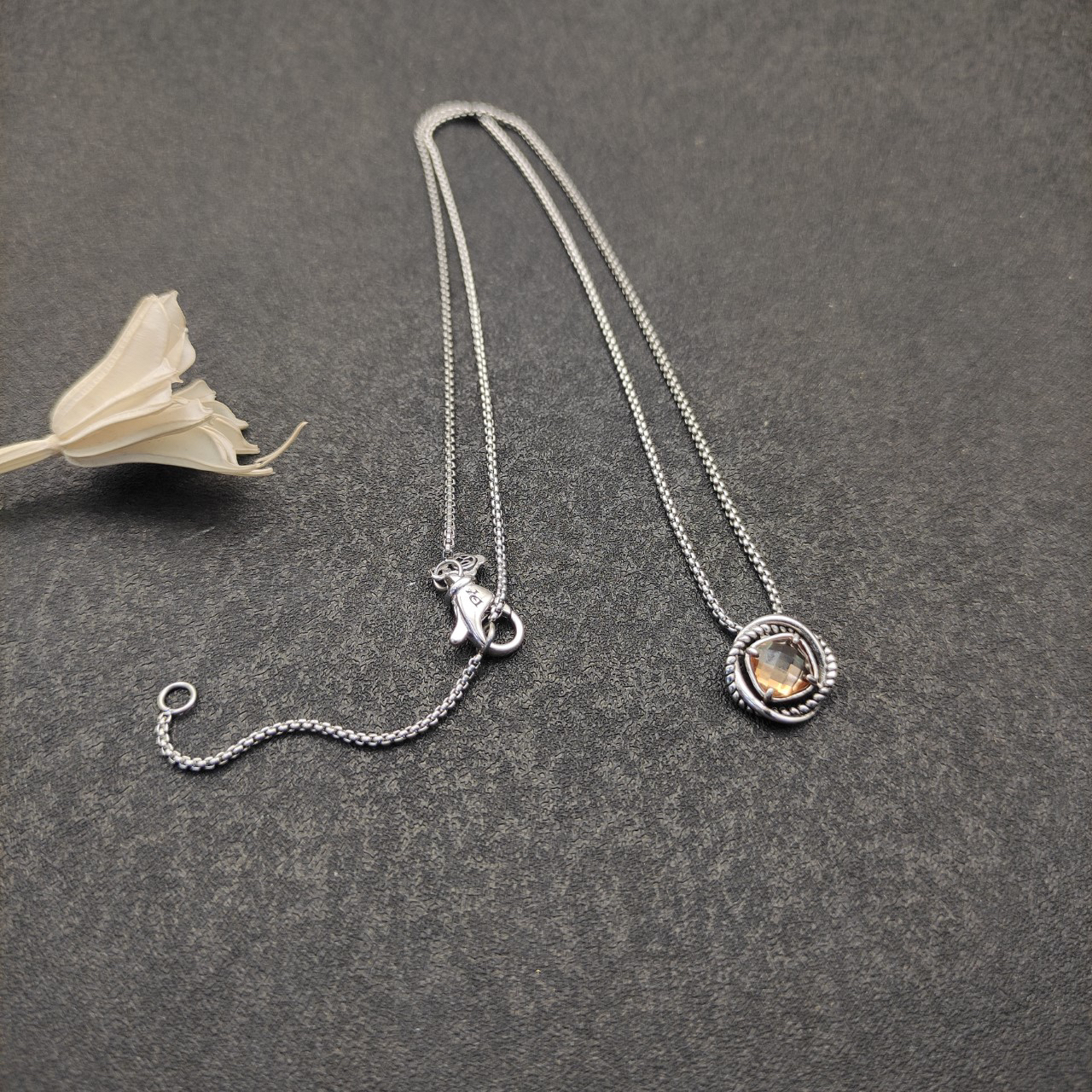 Petite Chatelaine® Necklace Sterling Silver with Champagne, 10mm