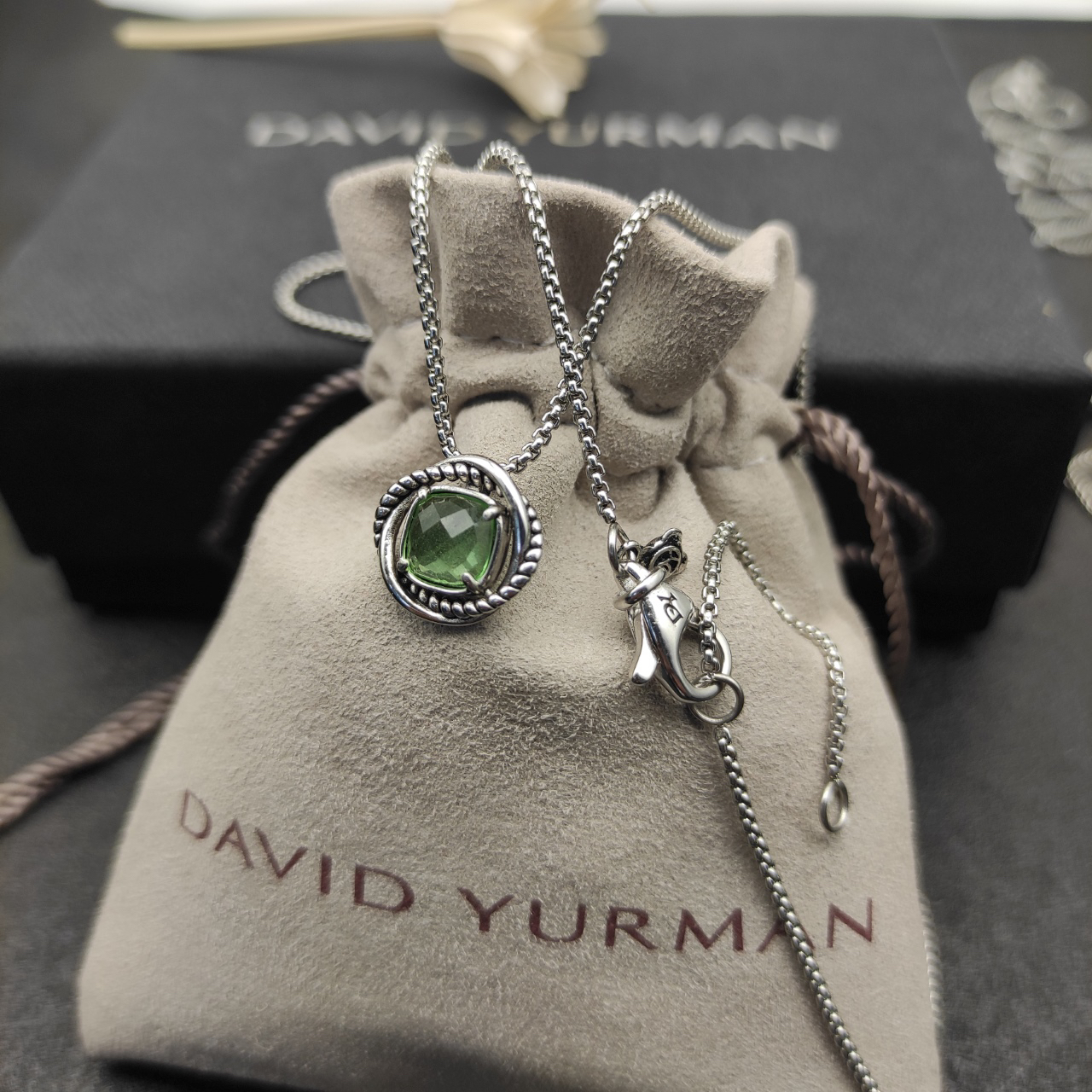 Petite Chatelaine® Necklace Sterling Silver with Peridot, 10mm