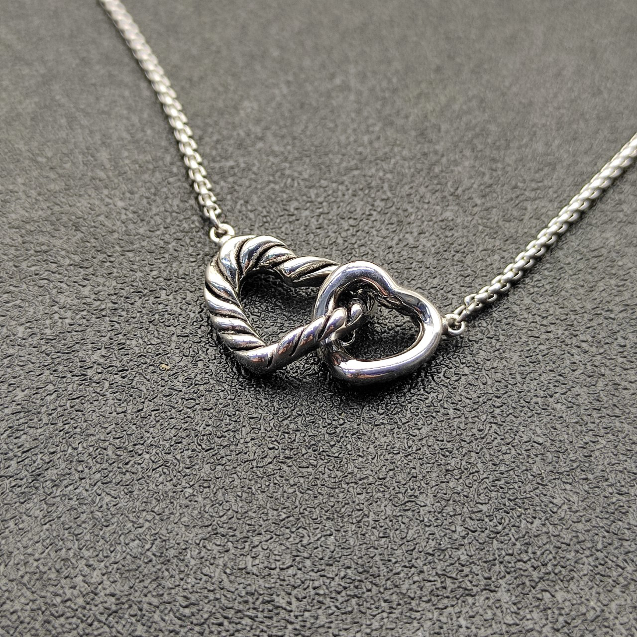 Cable Collectibles® Interlocking Heart Necklace Sterling Silver, 16.4mm