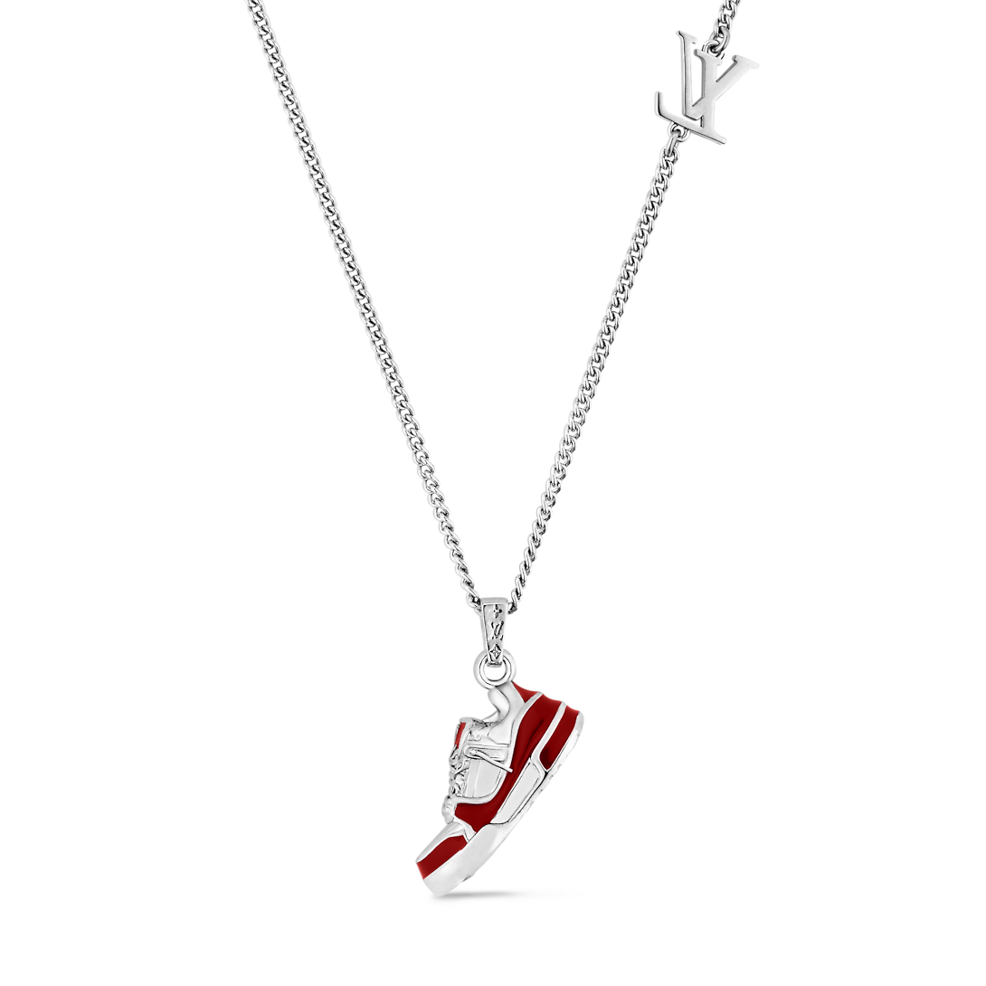 LthtV Trainer necklace