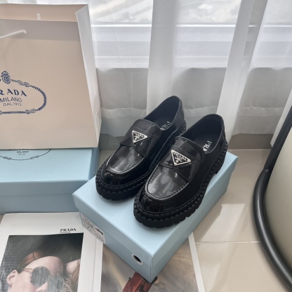 Monolith Lug Sole Loafer