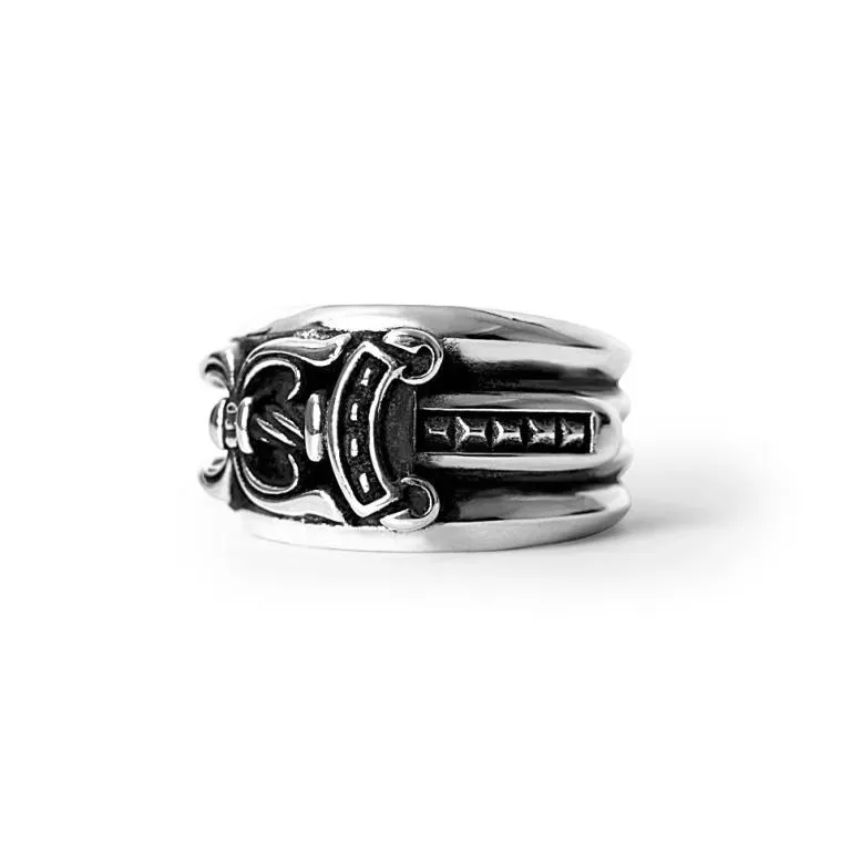 DAGGER RING
