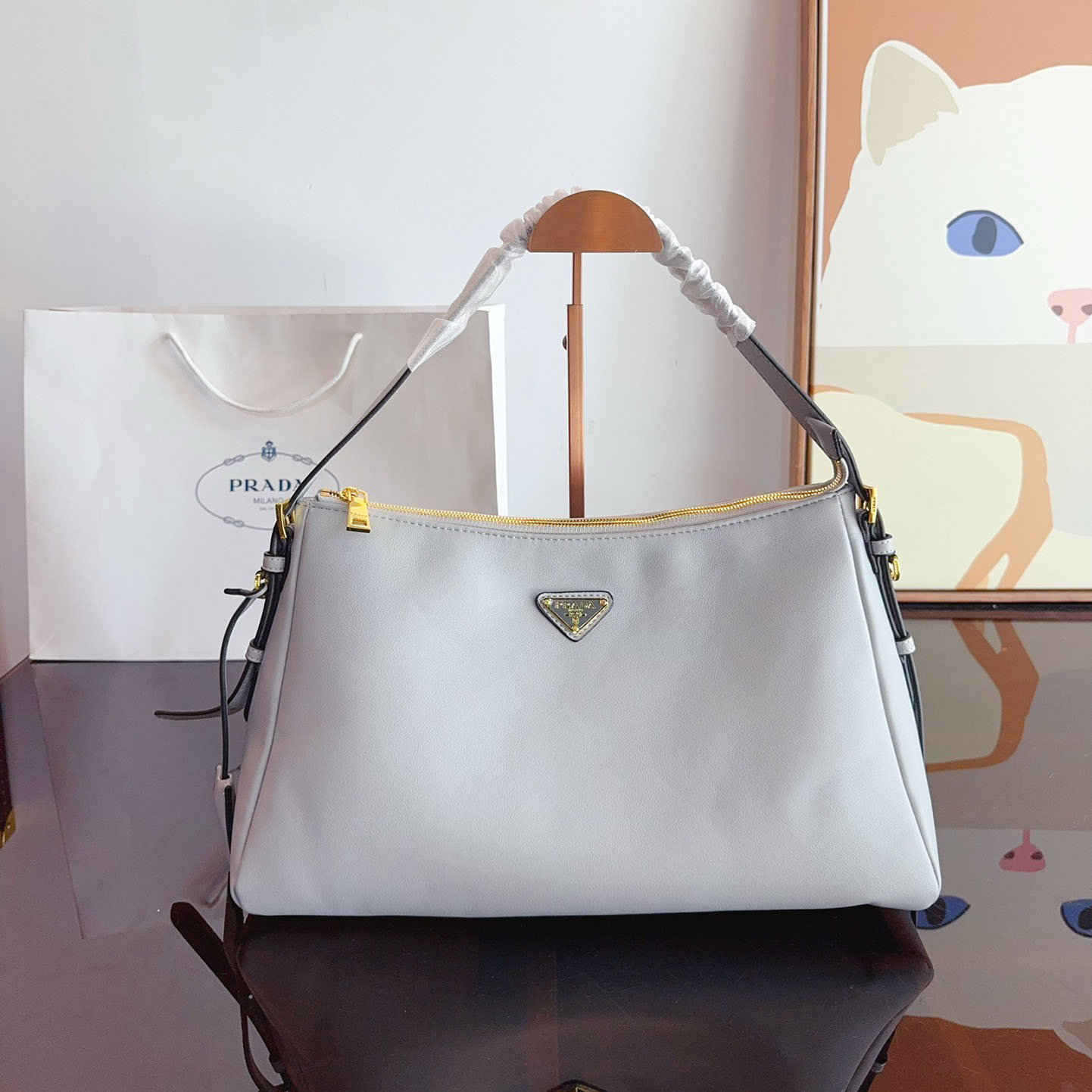 Aimée large leather shoulder bag