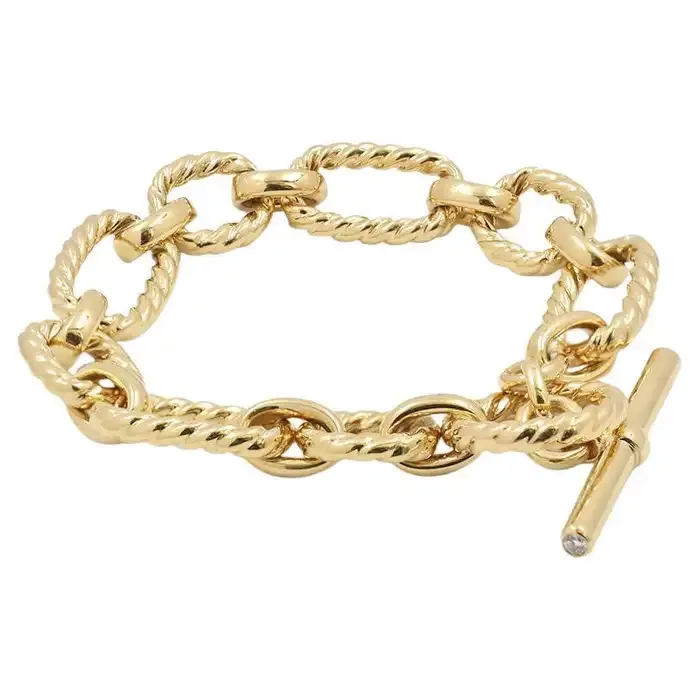 Dathtvid Yurthtman Yellow Gold and Diamond Cushion Link Bracelet