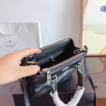 Galleria small Saffiano patent leather bag