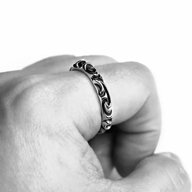 SCROLL BAND RING