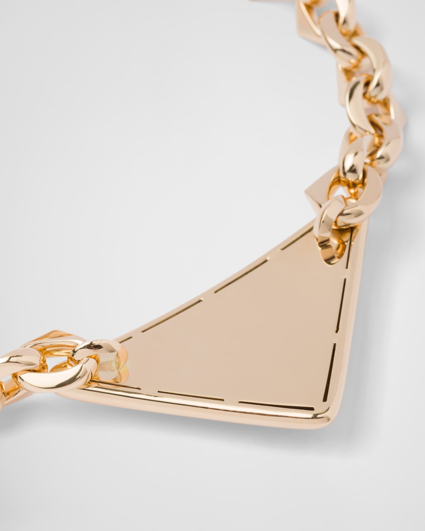 Eternal Gold large pendant necklace in yellow gold