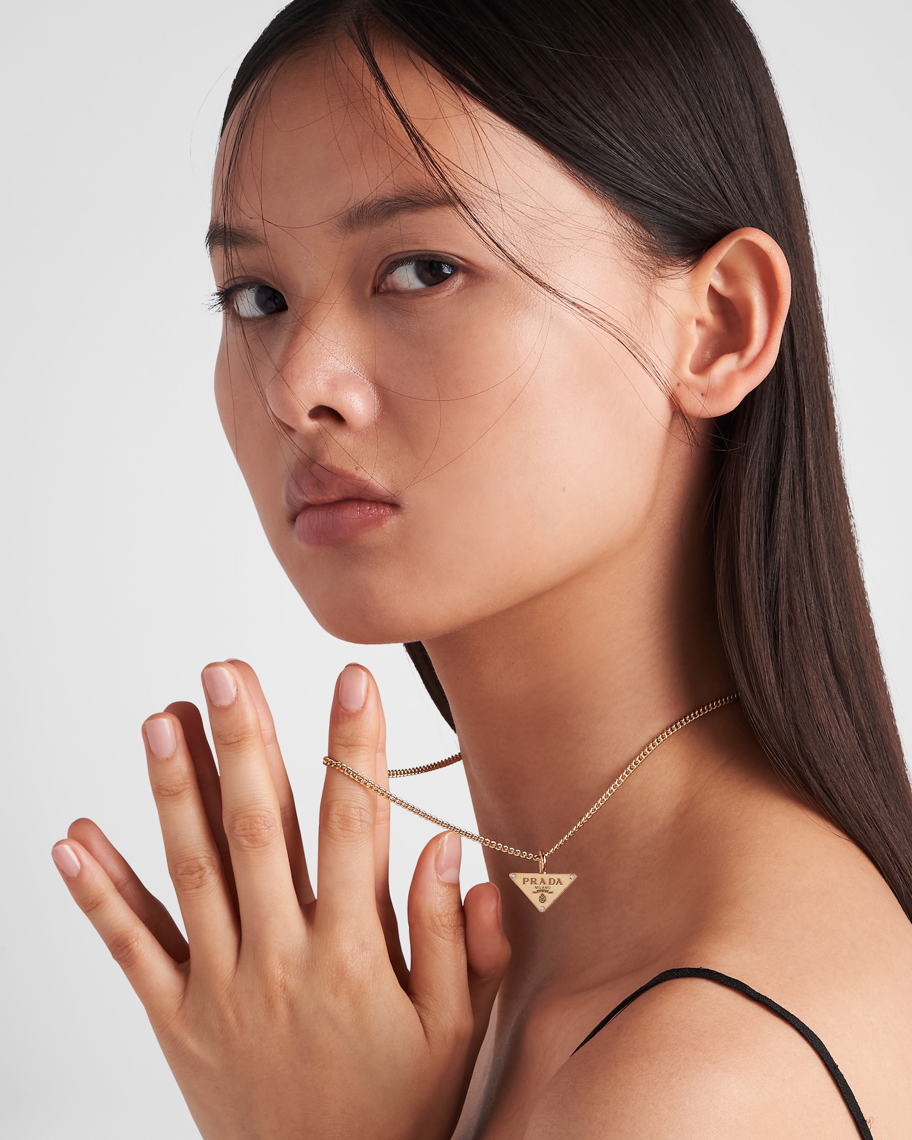 Eternal Gold pendant necklace in yellow gold with diamonds