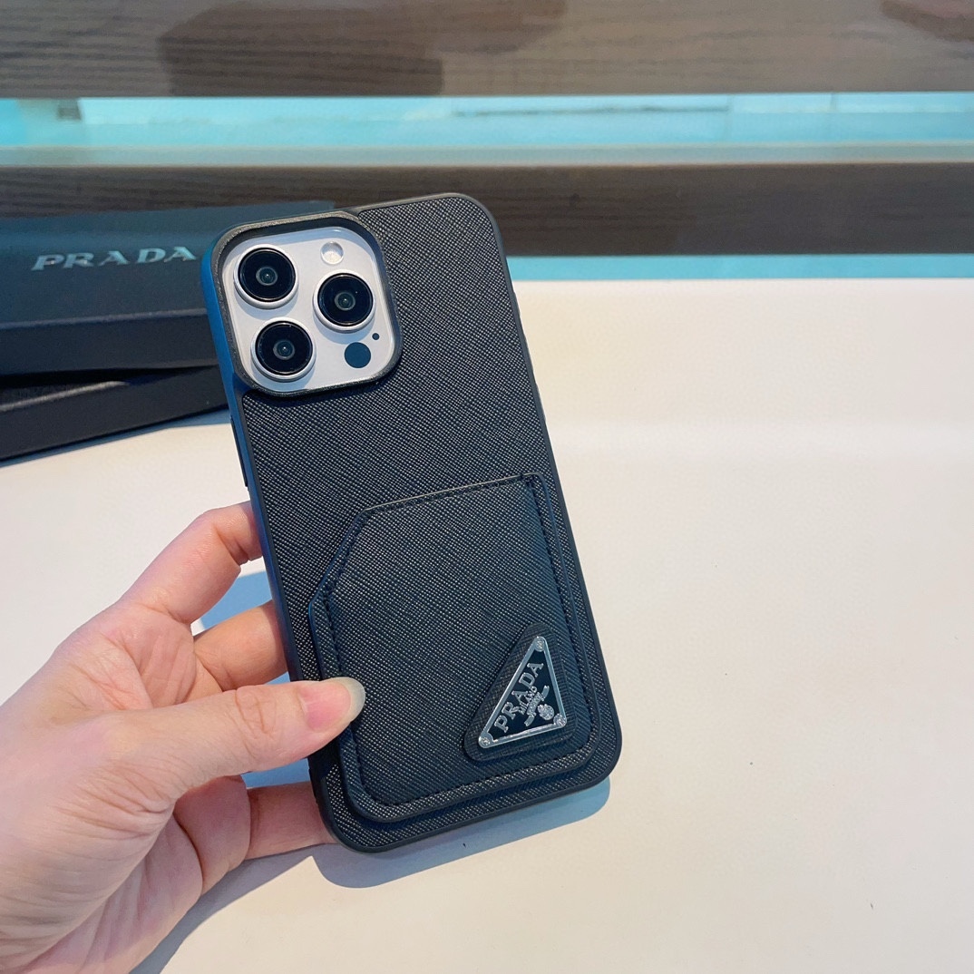 Crossgrain card pocket phone case