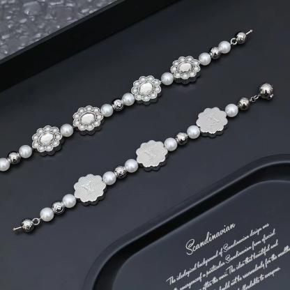 Silver Flower Brass Glass Bead Bracelet