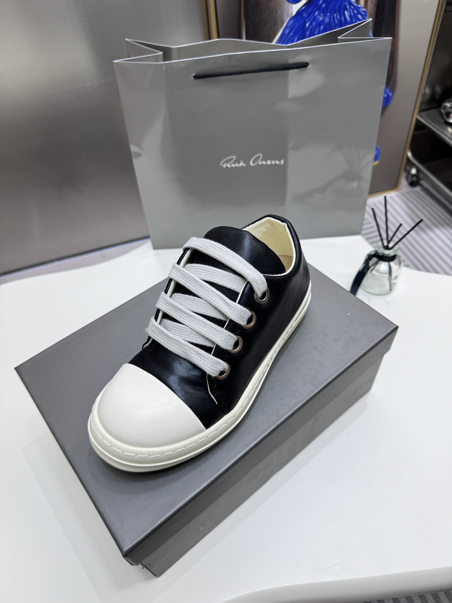 FW24 PORTERVILLE SHOES