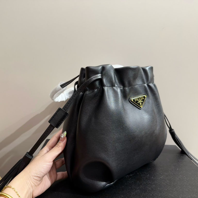 *Nappa leather shoulder bag