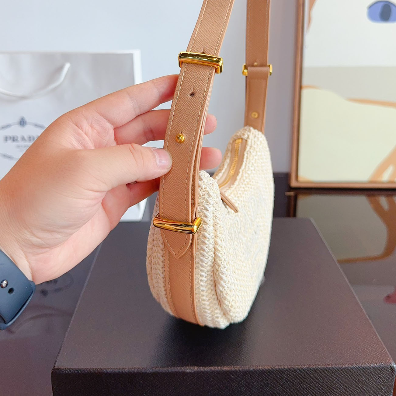 *Arqué crochet shoulder bag