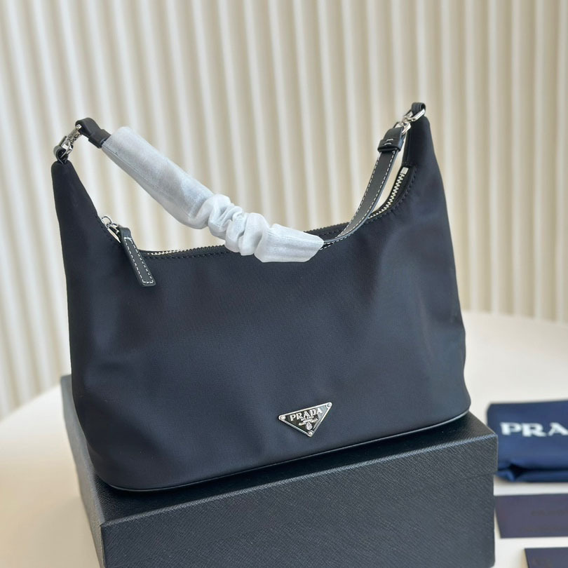 *Re-Nylon Re-Edition 2000 mini bag