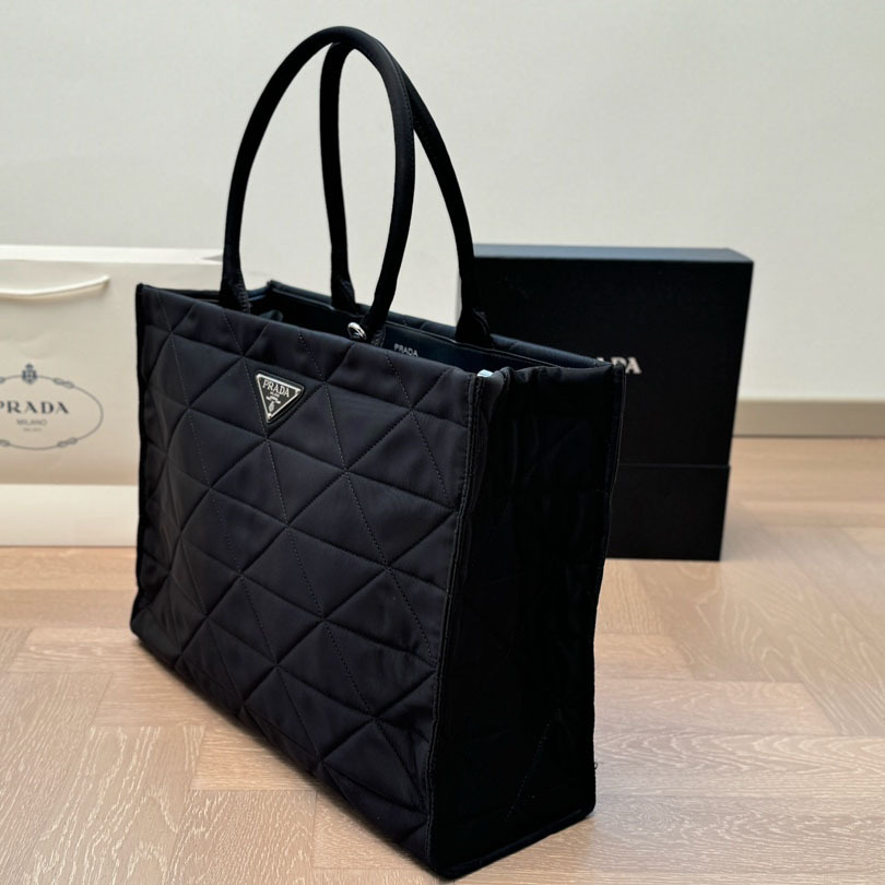 Saffiano leather tote bag