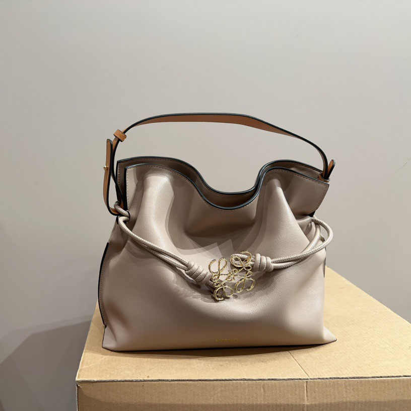 Flamenco clutch in nappa calfskin