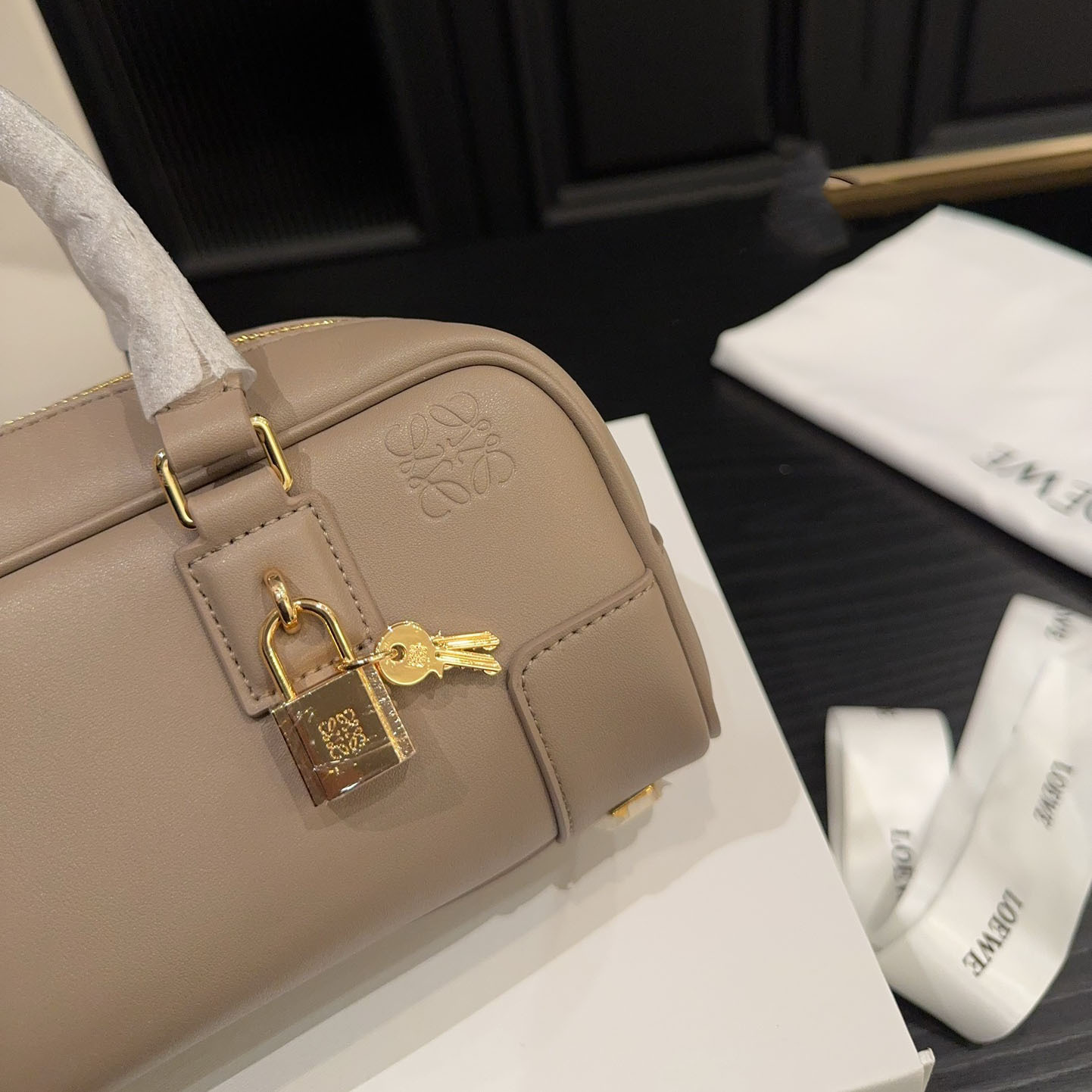 Amazona 23 Cropped bag in nappa calfskin