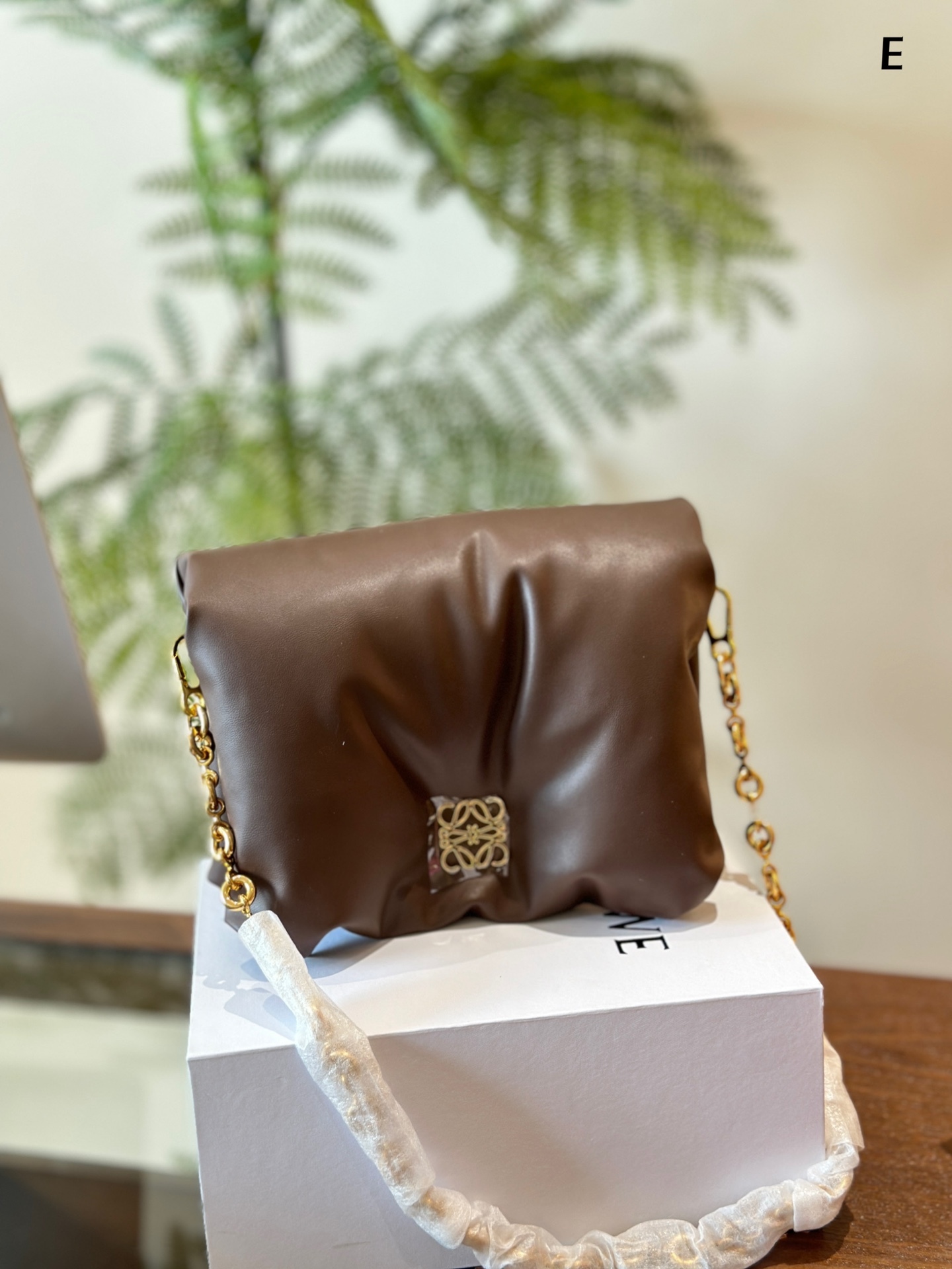 Goya Puffer bag in shiny nappa lambskin