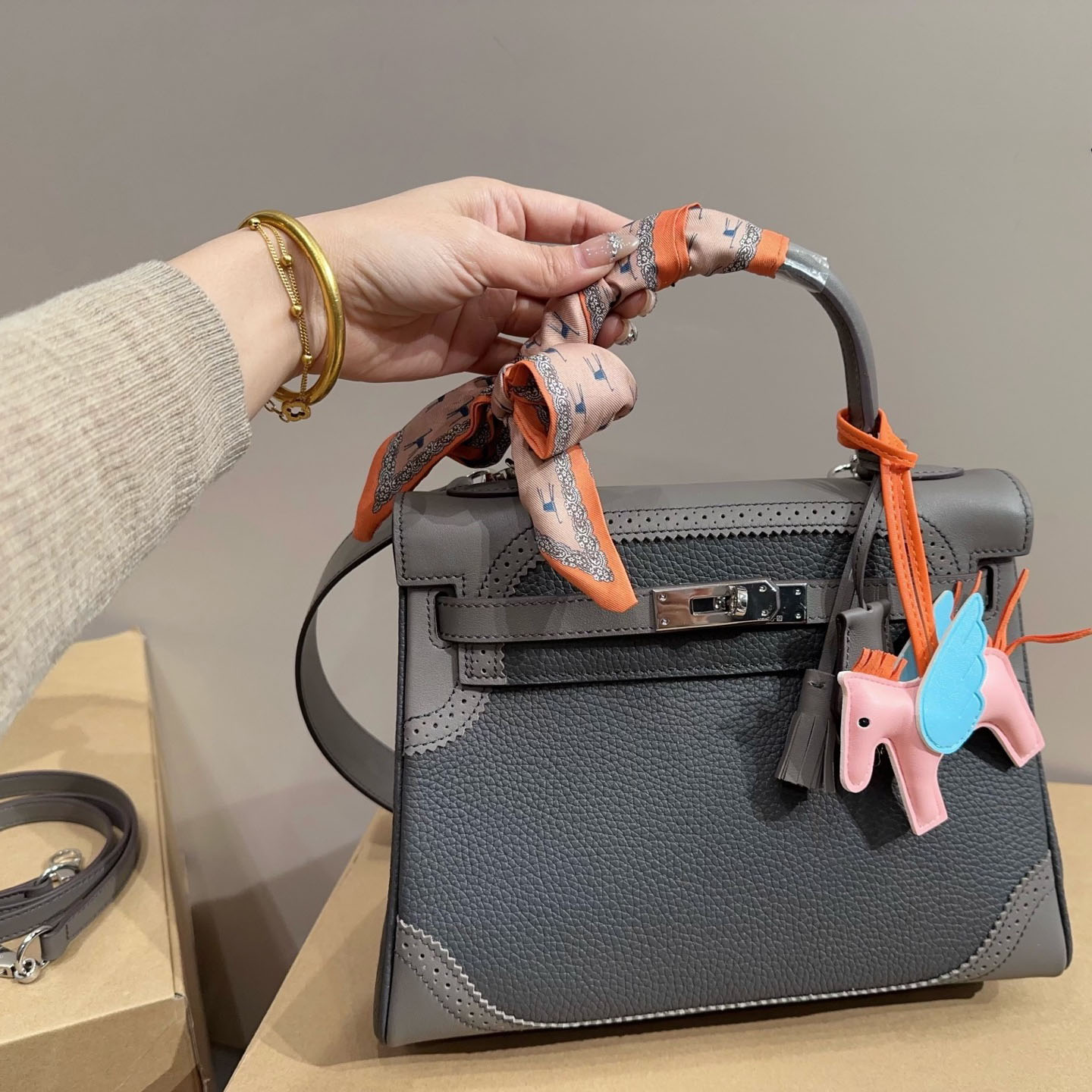 Kelly 28 Sellier Bag Gold Epsom Leather with Gold Hardware