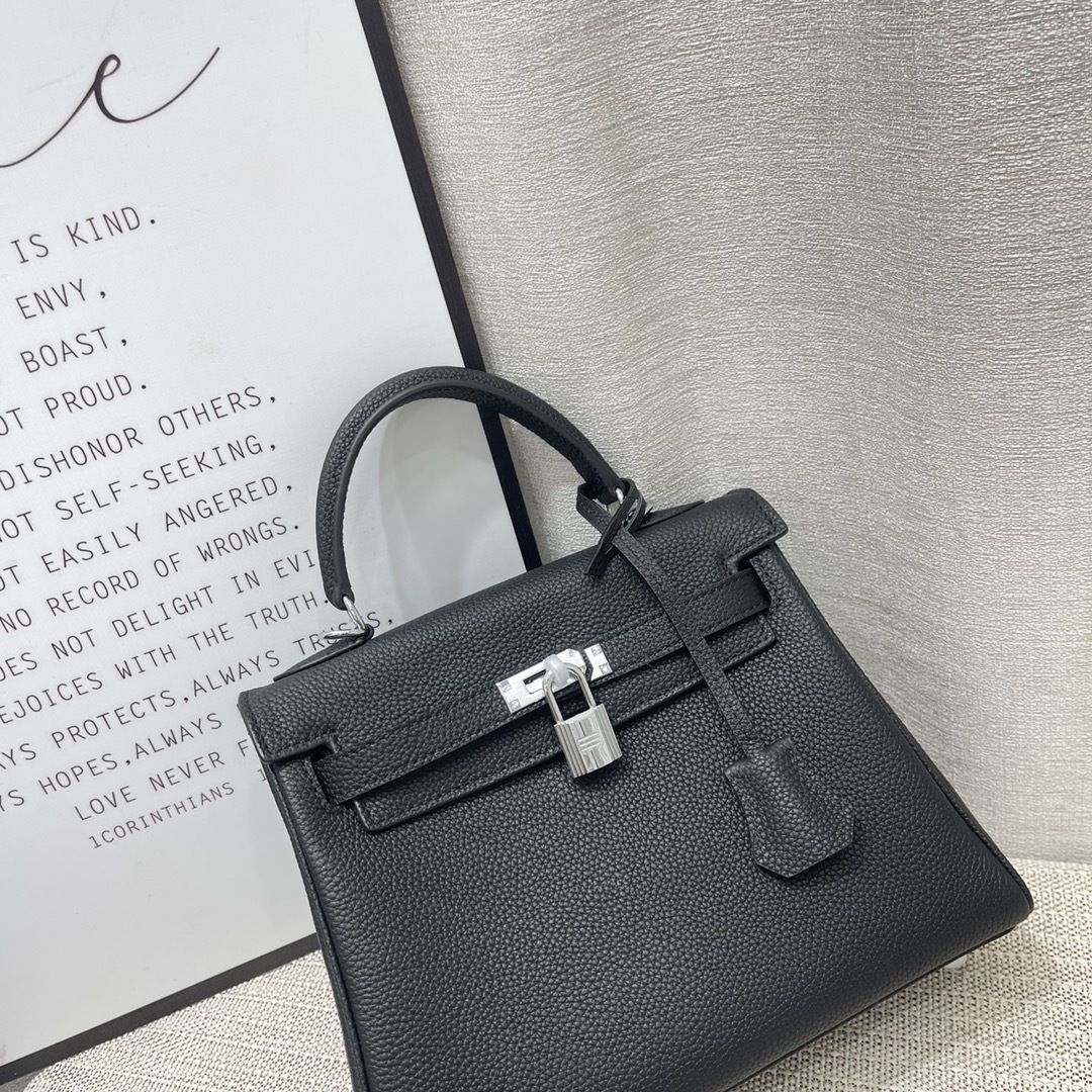 Herthtmes Togo Birkin 20/25 Bottle Black Bag