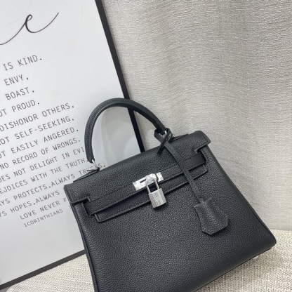 Herthtmes Togo Birkin 20/25 Bottle Black Bag