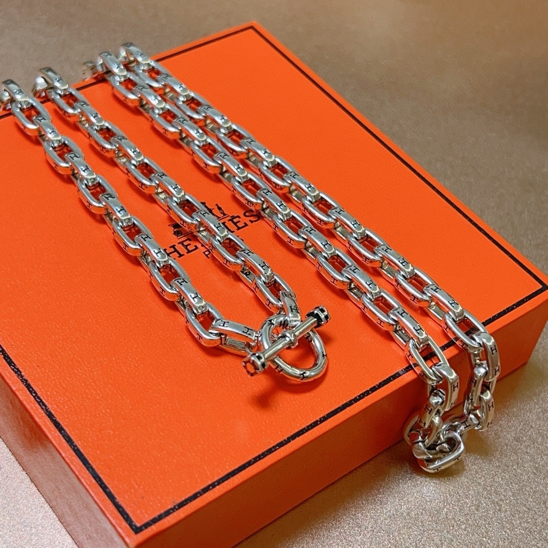Inspired Elegance — Signature “H” Pendant Necklace
