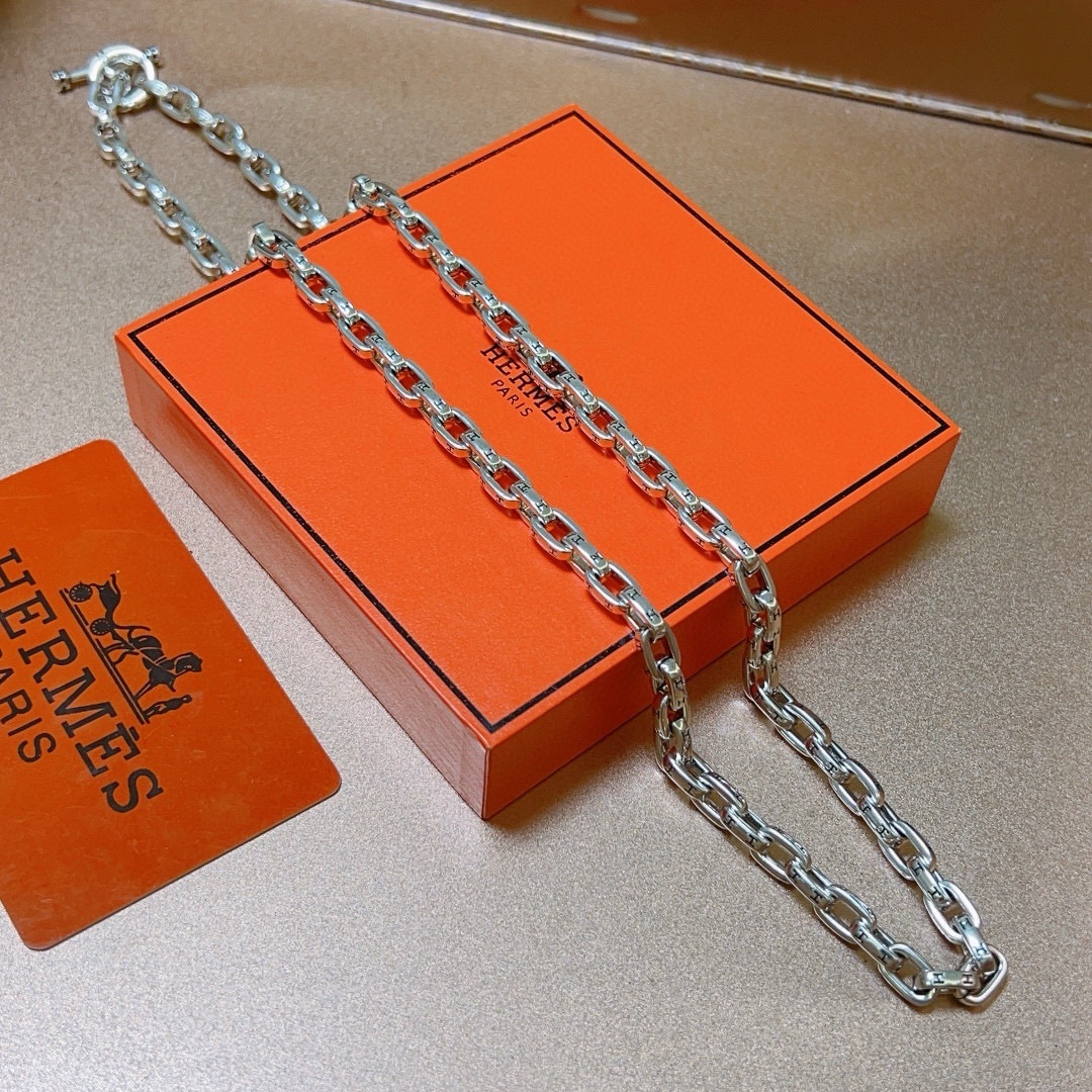 Inspired Elegance — Signature “H” Pendant Necklace