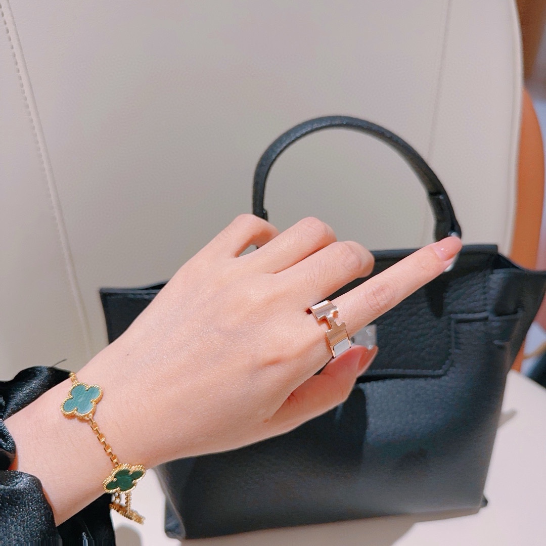 Olympe ring, small model