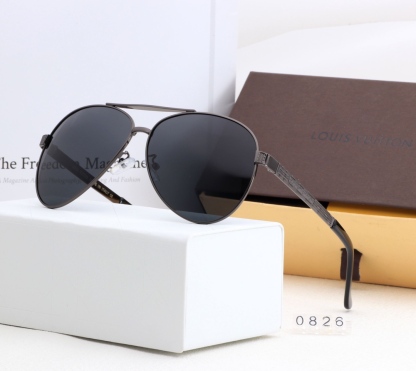 7-color fashionable LthtV sunglasses