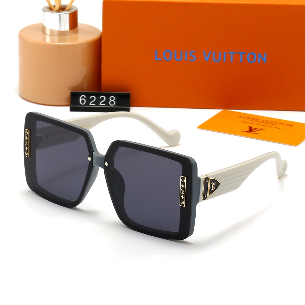 6-color fashionable LthtV sunglasses