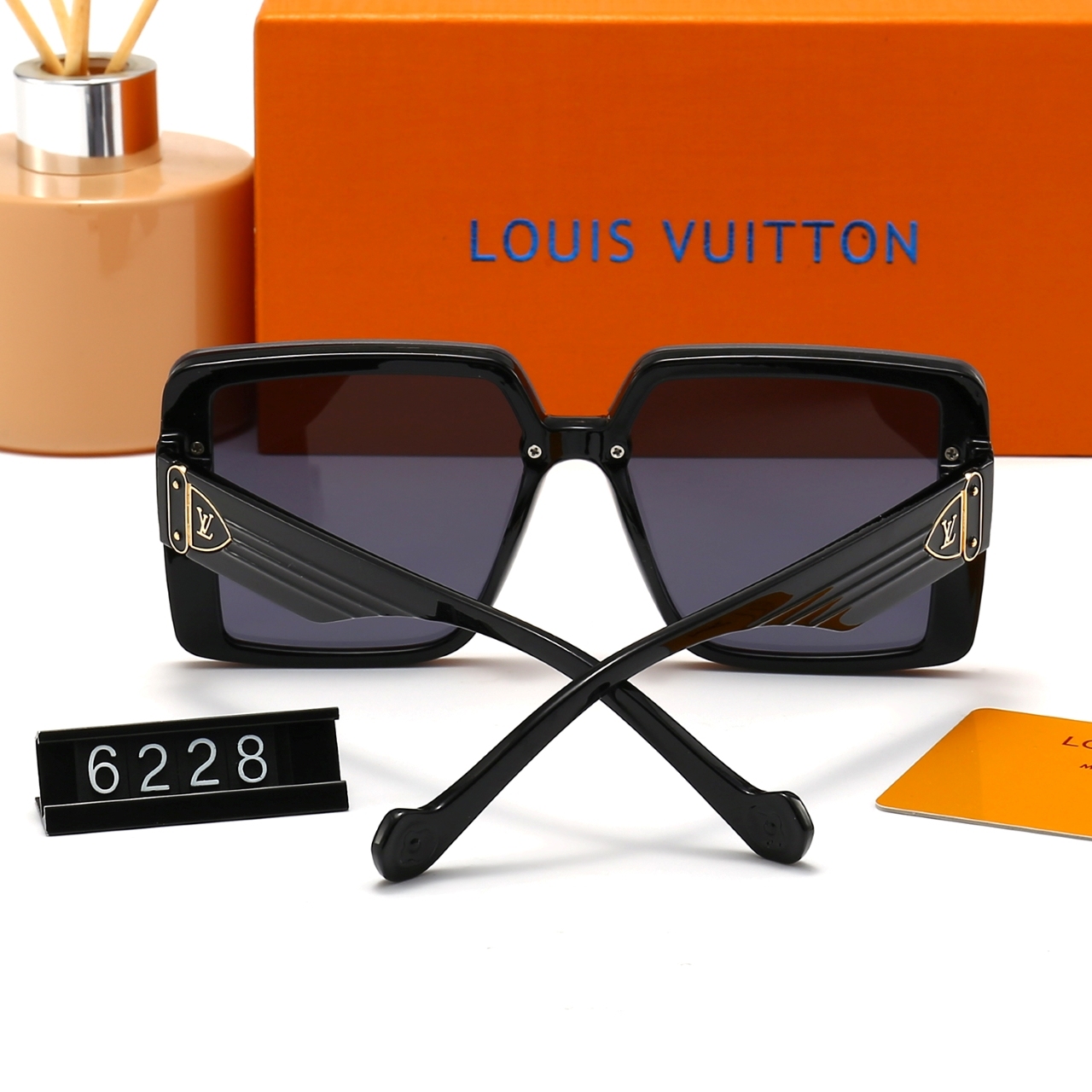 6-color fashionable LthtV sunglasses
